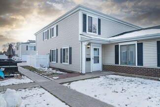 1442 Quaker Ln Unit 163B, Prospect Heights, IL 60070