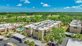 1330 Glen Oaks Dr E Unit 374D, Sarasota, FL 34232