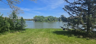 1118 Sunset Dr, Loda Township, IL 60948