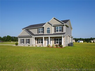 4671 Centennial Dr, Wade, NC 28395