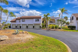 820 Capri Isles Blvd Unit 202, Venice, FL 34292
