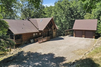 20572 Buena Vista Rd, Rockbridge, OH 43149