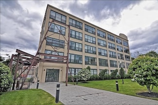 21 Illinois St Unit 405, Worcester, MA 01610