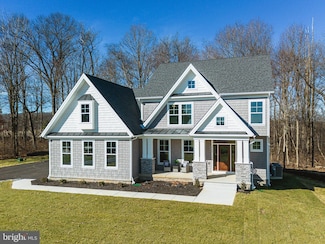 5712 Hodges Rd, Sykesville, MD 21784