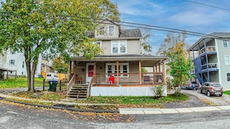 11 Capron St, Walden, NY 12586