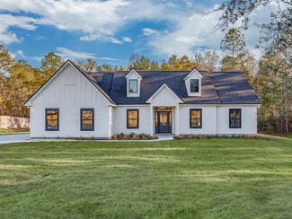 83 Savannah Forest Cir, Crawfordville, FL 32327