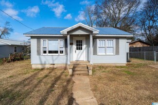 202 Oak St, Athens, AL 35611