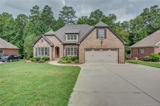 4013 Foxes Trail, Cramerton, NC 28032