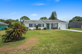 1817 SE Rainier Rd, Port Saint Lucie, FL 34952