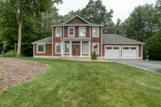 16259 Grand Point Ct, Grand Haven, MI 49417