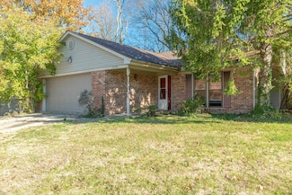 3200 Hunters Point Dr, Lexington, KY 40515