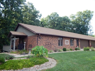 500-9 Greentree Dr, Bedford, IN 47421