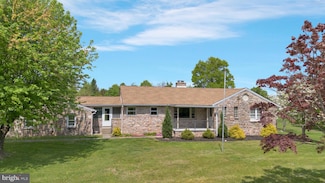 2359 Hendricks Station Rd, Harleysville, PA 19438