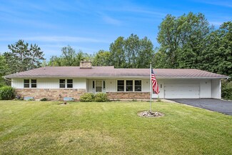 448 Michigan 89, Plainwell, MI 49080