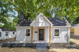 2932 Parkway Ave, Charlotte, NC 28208
