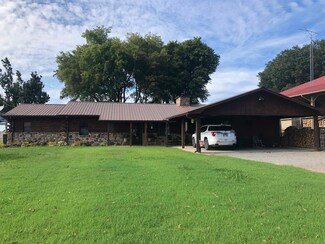 121 Old Hunter Ln, Dumas, AR 71639