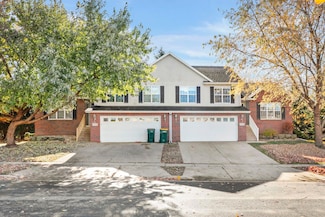 102B Maria Ln, Cottage Grove, WI 53527