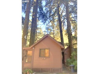 19921 Whaleshead Rd Unit C10, Brookings, OR 97415