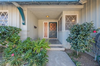 15914 Osborne St, North Hills, CA 91343