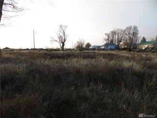 139 S 4th Ave, Pasco, WA 99301