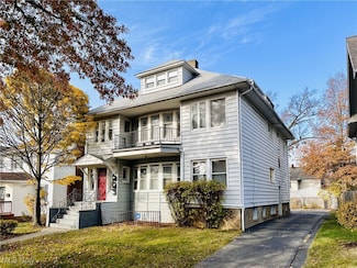 3229 E Overlook Rd Unit 3, Cleveland, OH 44118