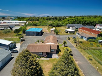 252 Maiden Ln Unit 242 Maiden & 244 Mai, Crescent City, CA 95531