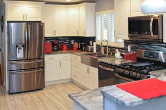 2644 Burnaby Dr, Columbus, OH 43209