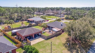 7770 Fenwick St, Navarre, FL 32566