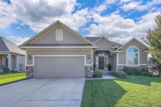 21647 W 177th Terrace, Olathe, KS 66062