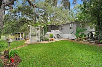 785 E Stockton St, Beverly Hills, FL 34465