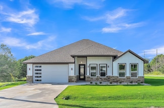 2501 Neil Ct, Granbury, TX 76048
