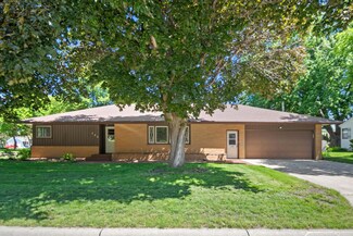 308 Murray St, Owatonna, MN 55060
