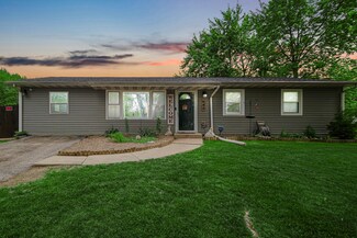 641 Oxbow Ct, Valparaiso, IN 46385