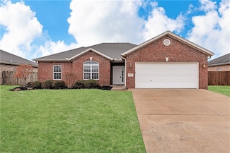 2204 SW 19th St, Bentonville, AR 72712