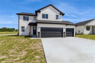 6508 NE Caroline Ave, Pleasant Hill, IA 50327