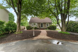 538 Bound Rd, Woonsocket, RI 02895