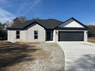 21 Blair Rd, Greenbrier, AR 72058