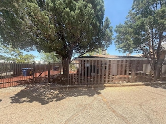 8413 Marquette Ave NE, Albuquerque, NM 87108