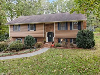 8130 Elkmont Dr, Clemmons, NC 27012