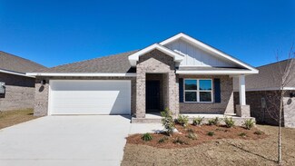 2876 Patriot Ridge Dr, Crestview, FL 32539