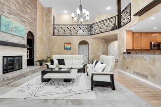 9628 E Maplewood Cir, Englewood, CO 80111