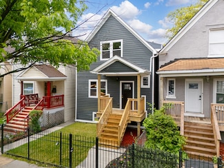 130 N Laramie Ave, Chicago, IL 60644