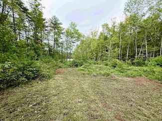 41-48 Meindl Rd, Raymond, NH 03077