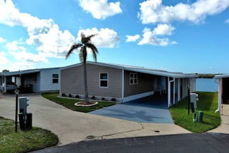 327 3rd Street Dr W Unit 10, Palmetto, FL 34221