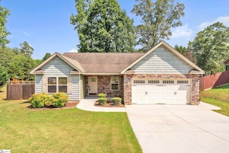 816 E Darby Rd, Taylors, SC 29687