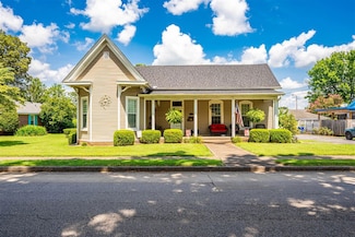 318 W 7th St, Russellville, KY 42276