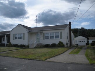 110 Ann St, Peckville, PA 18452