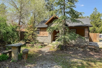3902 W Hoffman Ave, Spokane, WA 99205