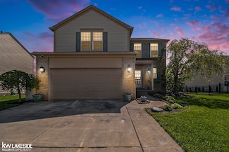 56546 Winding Creek Dr, Macomb, MI 48042