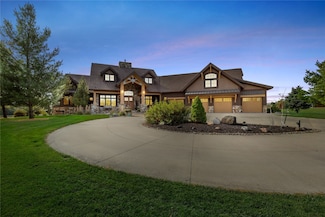 1720 Stillwater Pass, Cedar Rapids, IA 52403